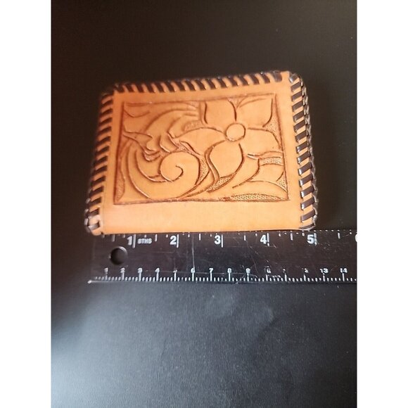 Vintage Hand tooled Leather Bifold Wallet Initials C P . - Picture 5 of 7